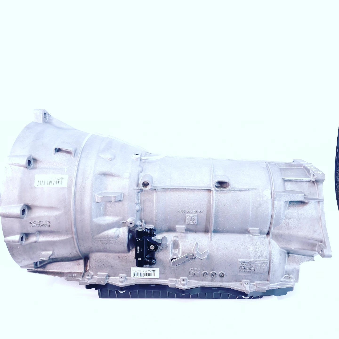 Car transmission adapter plate kit, silver aluminum gearbox casing with mounting hardware