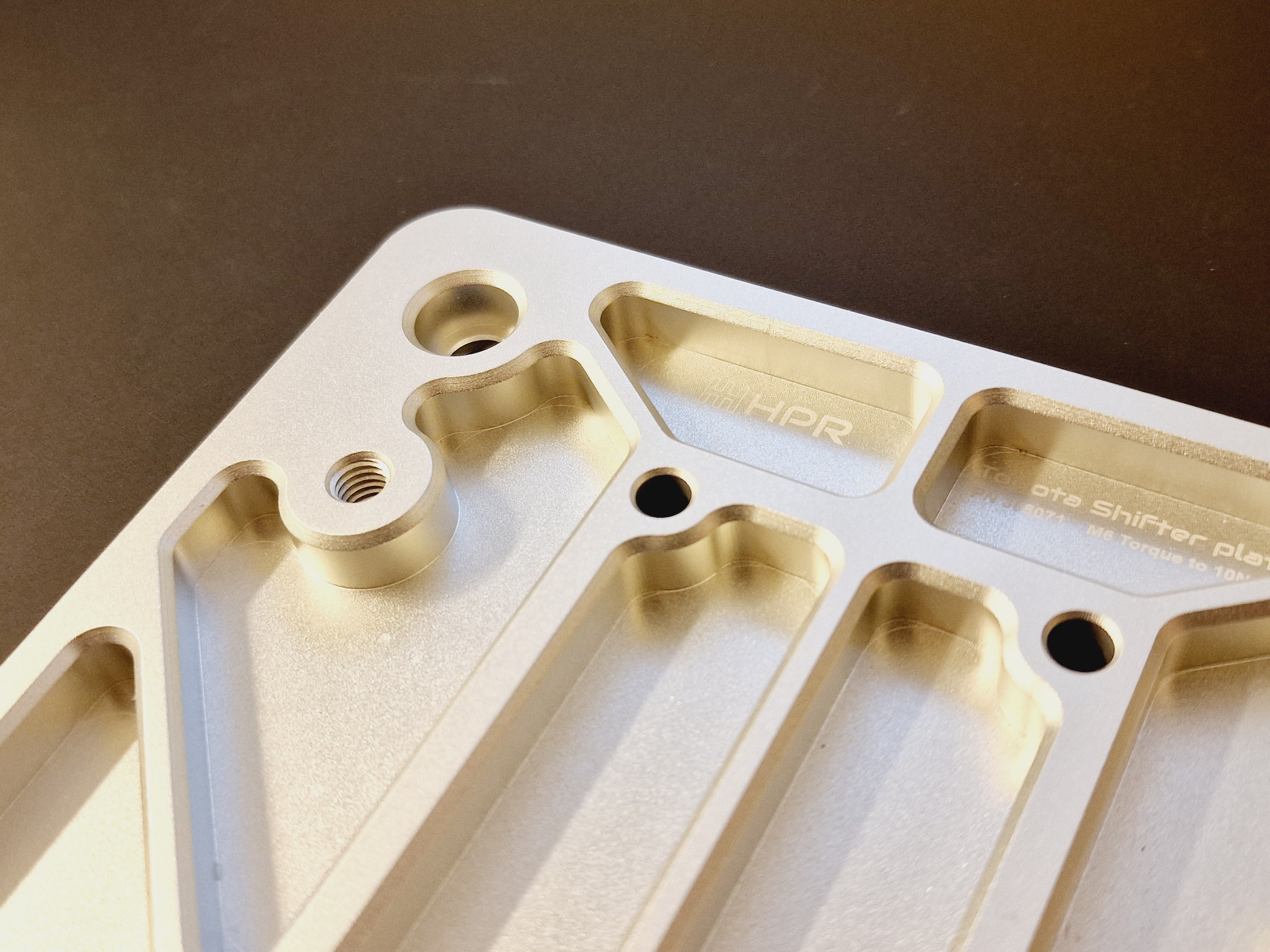 Toyota chassis manual shifter plate