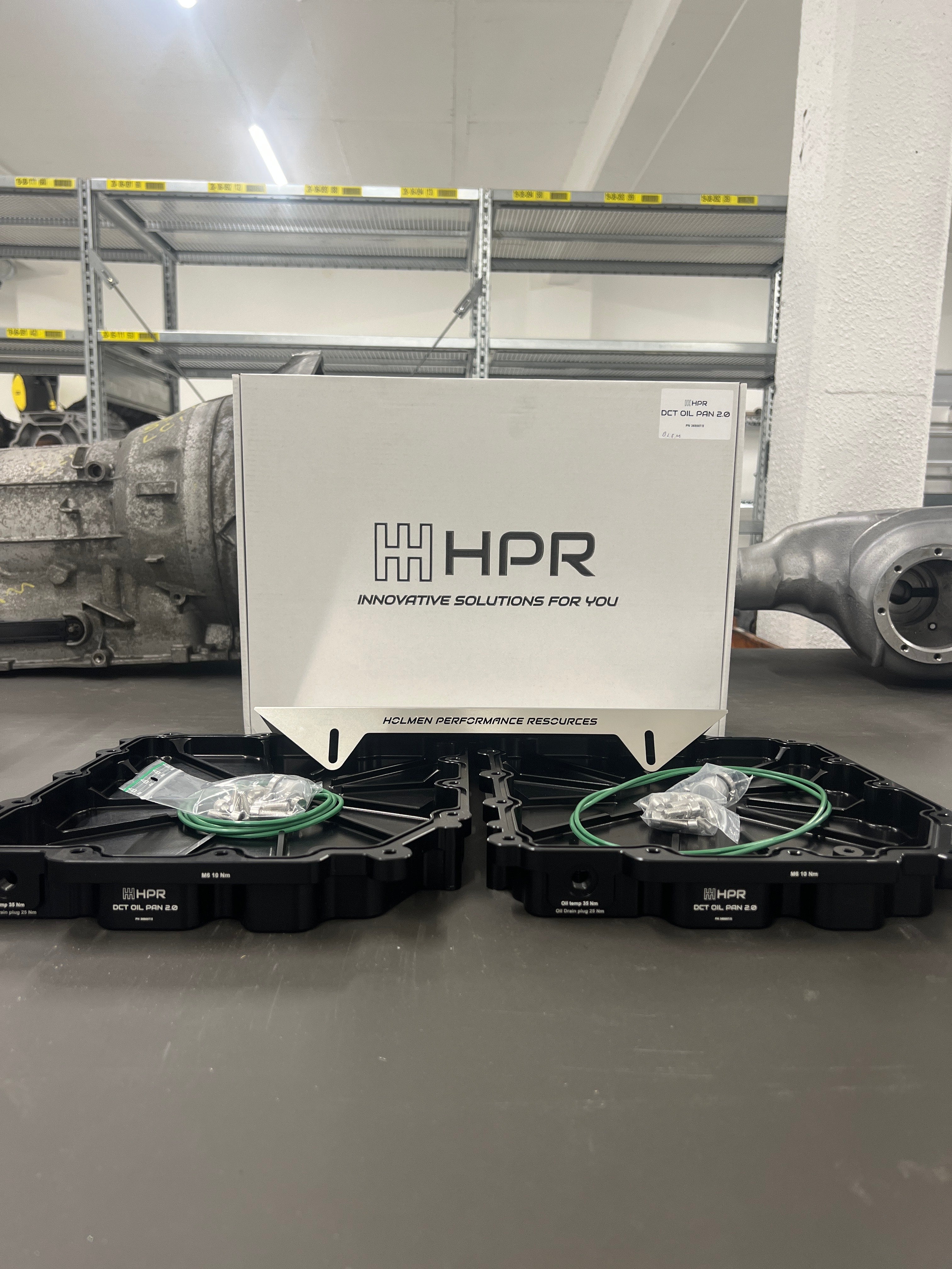 HPR dct transmission oil pan with box, bolts and hardware.